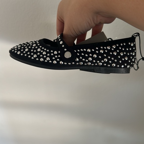 New with tags H&M studded black Mary Jane’s - Picture 9 of 14